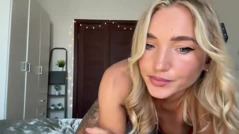 Snapshot of beanco_ chatting on March 2026 06:50:02 AM Chloe online show from March 2026 06:50:02 AM