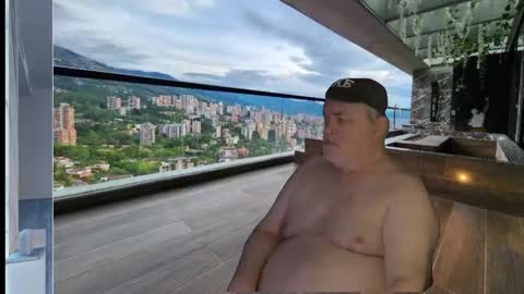 Snapshot of bear4muscle chatting on December 2024 01:49:01 AM Dookie online show from December 2024 01:49:01 AM