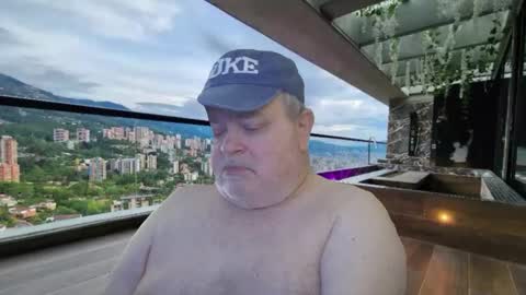 Snapshot of bear4muscle chatting on March 2026 04:56:01 PM Dookie online show from March 2026 04:56:01 PM