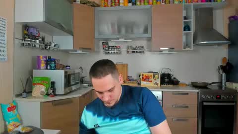 bear_beer130 online show from March 2026 06:35:02 PM