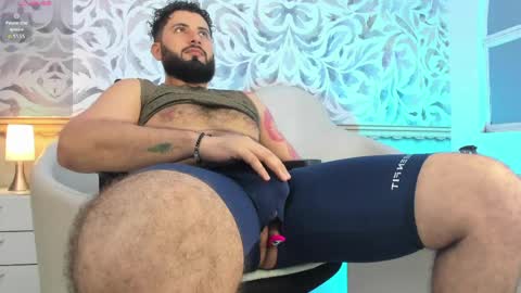 bear_mao_ online show from April 2026 11:24:01 AM