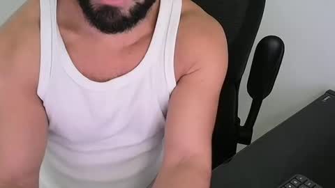 Beard Guy online show from May 2026 02:25:01 PM