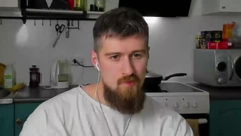 Zeus online show from February 2025 10:20:02 PM