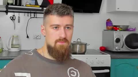 Zeus online show from September 2025 07:34:02 AM