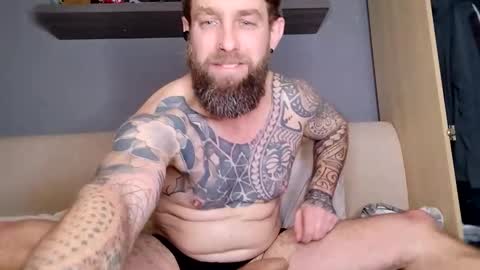 beardedtattedguy online show from January 2026 01:59:01 PM