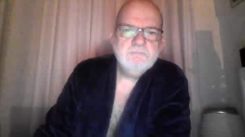 Snapshot of beardman916444 chatting on February 2025 06:02:01 AM Beardman online show from February 2025 06:02:01 AM