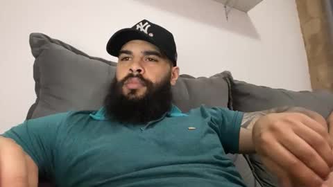 Snapshot of beardmax chatting on December 2025 05:15:02 AM Min online show from December 2025 05:15:02 AM