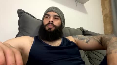 Snapshot of beardmax chatting on December 2025 05:25:01 AM Min online show from December 2025 05:25:01 AM