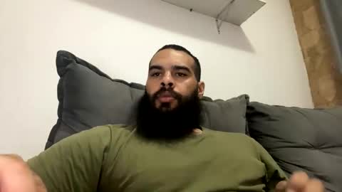 Snapshot of beardmax chatting on January 2026 01:54:02 AM Min online show from January 2026 01:54:02 AM