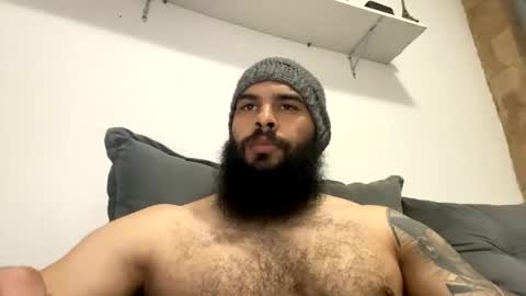 Snapshot of beardmax chatting on February 2026 10:47:02 PM Min online show from February 2026 10:47:02 PM