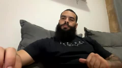 Snapshot of beardmax chatting on February 2026 06:06:02 AM Min online show from February 2026 06:06:02 AM