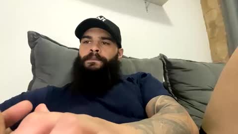 Snapshot of beardmax chatting on February 2026 12:39:01 AM Min online show from February 2026 12:39:01 AM