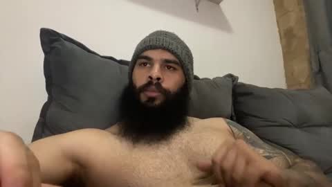 Snapshot of beardmax chatting on February 2026 11:36:02 PM Min online show from February 2026 11:36:02 PM