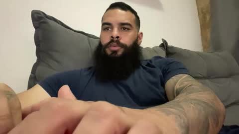 Min online show from March 2026 04:38:02 AM