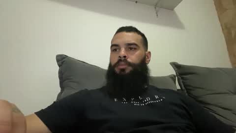 Min online show from March 2026 01:10:01 AM