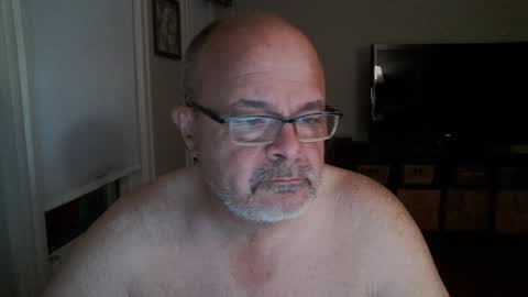 Bears Papa Papi online show from December 2024 09:02:02 AM