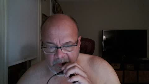 Bears Papa Papi online show from December 2024 09:24:01 AM