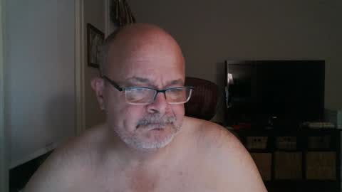 Bears Papa Papi online show from December 2024 09:22:01 AM