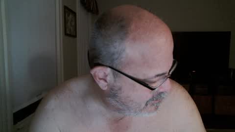 Bears Papa Papi online show from January 2025 09:07:01 AM