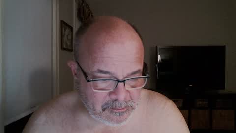 Bears Papa Papi online show from January 2025 09:33:02 AM