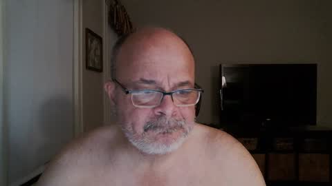 Bears Papa Papi online show from January 2025 09:03:01 AM