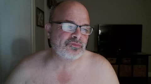 Bears Papa Papi online show from February 2025 08:59:01 AM