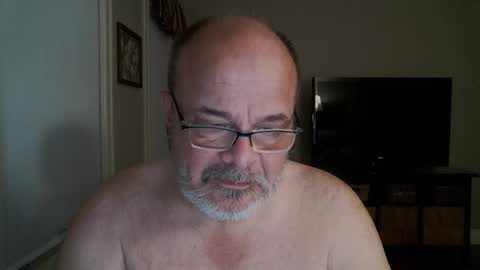 Bears Papa Papi online show from February 2025 09:13:02 AM