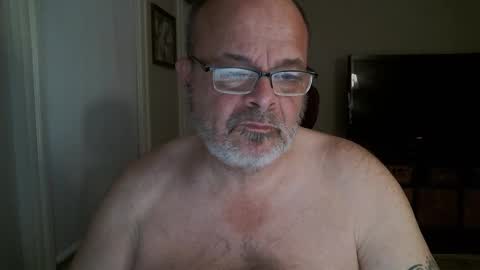 Bears Papa Papi online show from March 2025 09:03:02 AM