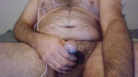 Snapshot of bearyuncut chatting on December 2025 03:58:02 AM bearyuncut online show from December 2025 03:58:02 AM