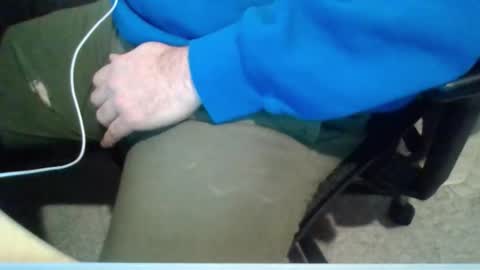 Snapshot of bearyuncut chatting on February 2026 04:51:02 PM bearyuncut online show from February 2026 04:51:02 PM