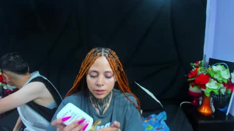 Snapshot of beata_and_sofi chatting on December 2024 10:01:01 AM Beata And SofI online show from December 2024 10:01:01 AM