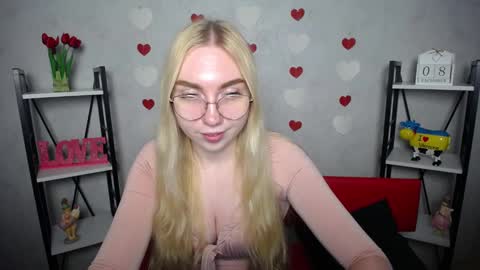 Snapshot of beatriceflyy chatting on December 2024 12:19:01 PM BeatriceFlyy online show from December 2024 12:19:01 PM