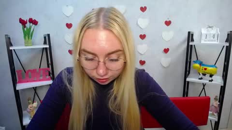 Snapshot of beatriceflyy chatting on December 2024 09:29:02 AM BeatriceFlyy online show from December 2024 09:29:02 AM