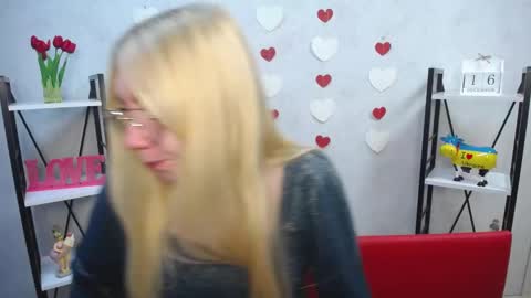 Snapshot of beatriceflyy chatting on December 2024 09:14:01 AM BeatriceFlyy online show from December 2024 09:14:01 AM