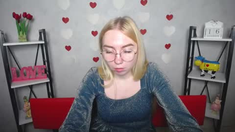 Snapshot of beatriceflyy chatting on December 2024 04:38:02 PM BeatriceFlyy online show from December 2024 04:38:02 PM