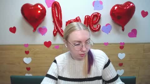 Snapshot of beatriceflyy chatting on January 2025 01:04:02 PM BeatriceFlyy online show from January 2025 01:04:02 PM