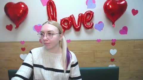 Snapshot of beatriceflyy chatting on January 2025 04:30:02 PM BeatriceFlyy online show from January 2025 04:30:02 PM