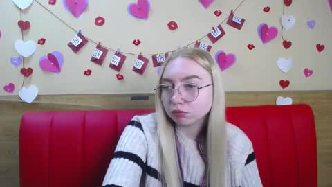 Snapshot of beatriceflyy chatting on February 2025 03:19:02 PM BeatriceFlyy online show from February 2025 03:19:02 PM