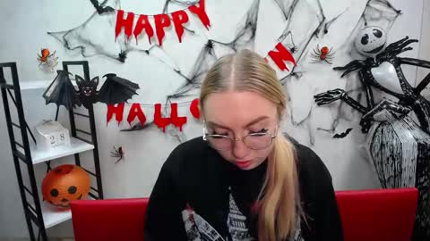 Snapshot of beatriceflyy chatting on October 2025 01:02:02 PM BeatriceFlyy online show from October 2025 01:02:02 PM