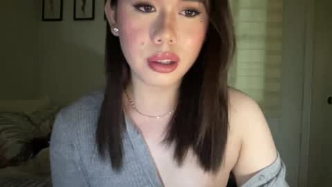 Snapshot of beautiful_lust69 chatting on March 2025 04:27:02 AM Sweet Aya online show from March 2025 04:27:02 AM