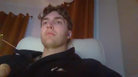 Snapshot of beautifulbeaver chatting on February 2025 12:02:01 AM beautifulbeaver online show from February 2025 12:02:01 AM