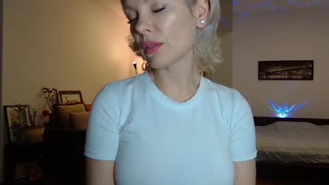 Beautifulkollette online show from January 2025 01:34:01 PM