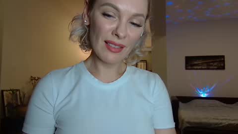 Beautifulkollette online show from February 2025 06:42:02 PM