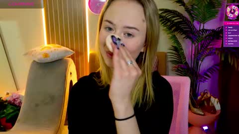 Snapshot of beauty_sashaxx chatting on January 2026 03:05:01 PM beauty Sasha online show from January 2026 03:05:01 PM