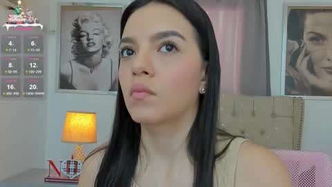 Ariana Reyes online show from December 2025 12:11:02 PM