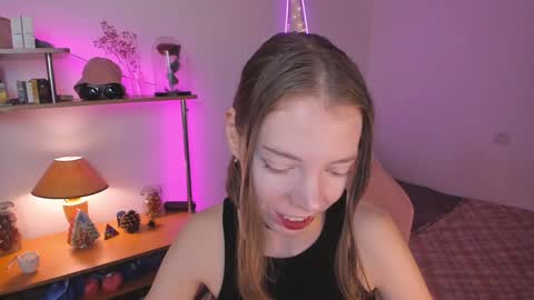 Eliise online show from December 2024 07:58:02 AM