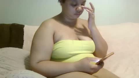 Snapshot of beautyloves chatting on September 2025 12:09:01 PM Beauty online show from September 2025 12:09:01 PM