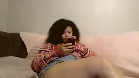 Snapshot of beautyloves chatting on November 2025 06:07:01 PM Beauty online show from November 2025 06:07:01 PM