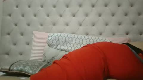 Snapshot of beautyloves chatting on December 2025 03:58:02 AM Beauty online show from December 2025 03:58:02 AM