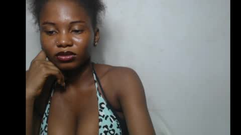 Snapshot of beautyslut1 chatting on April 2026 06:57:02 PM beautyslut1 online show from April 2026 06:57:02 PM